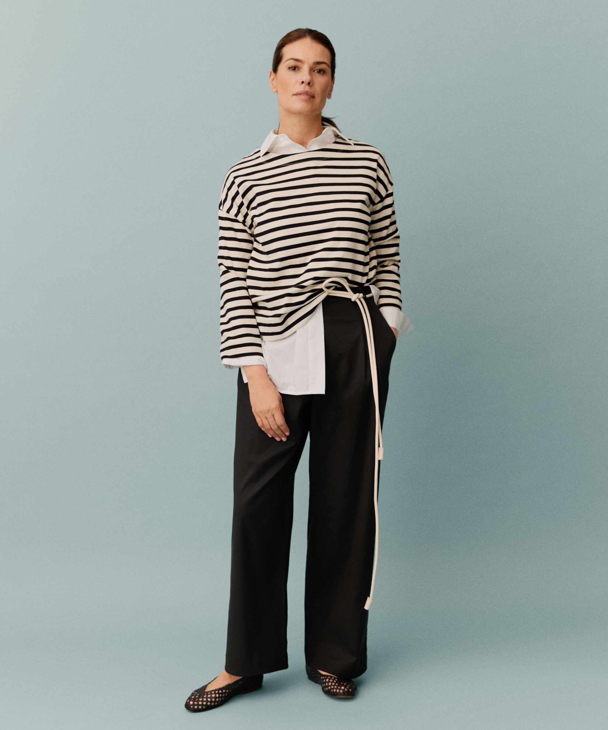 Pattigul Bukser, Black