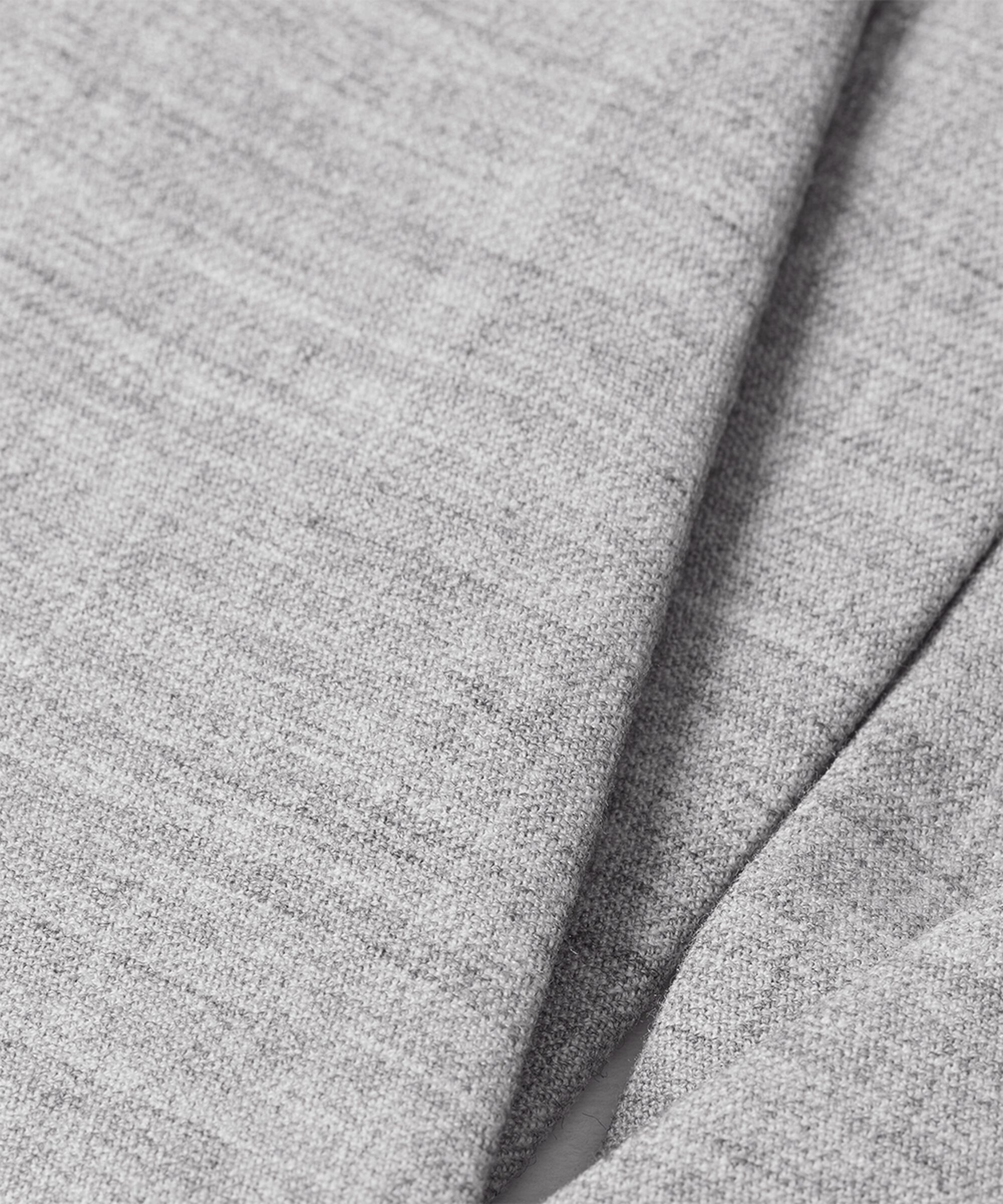 Jernesta Vest, L. Grey mel.