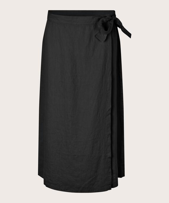 Saira Nederdel, Black