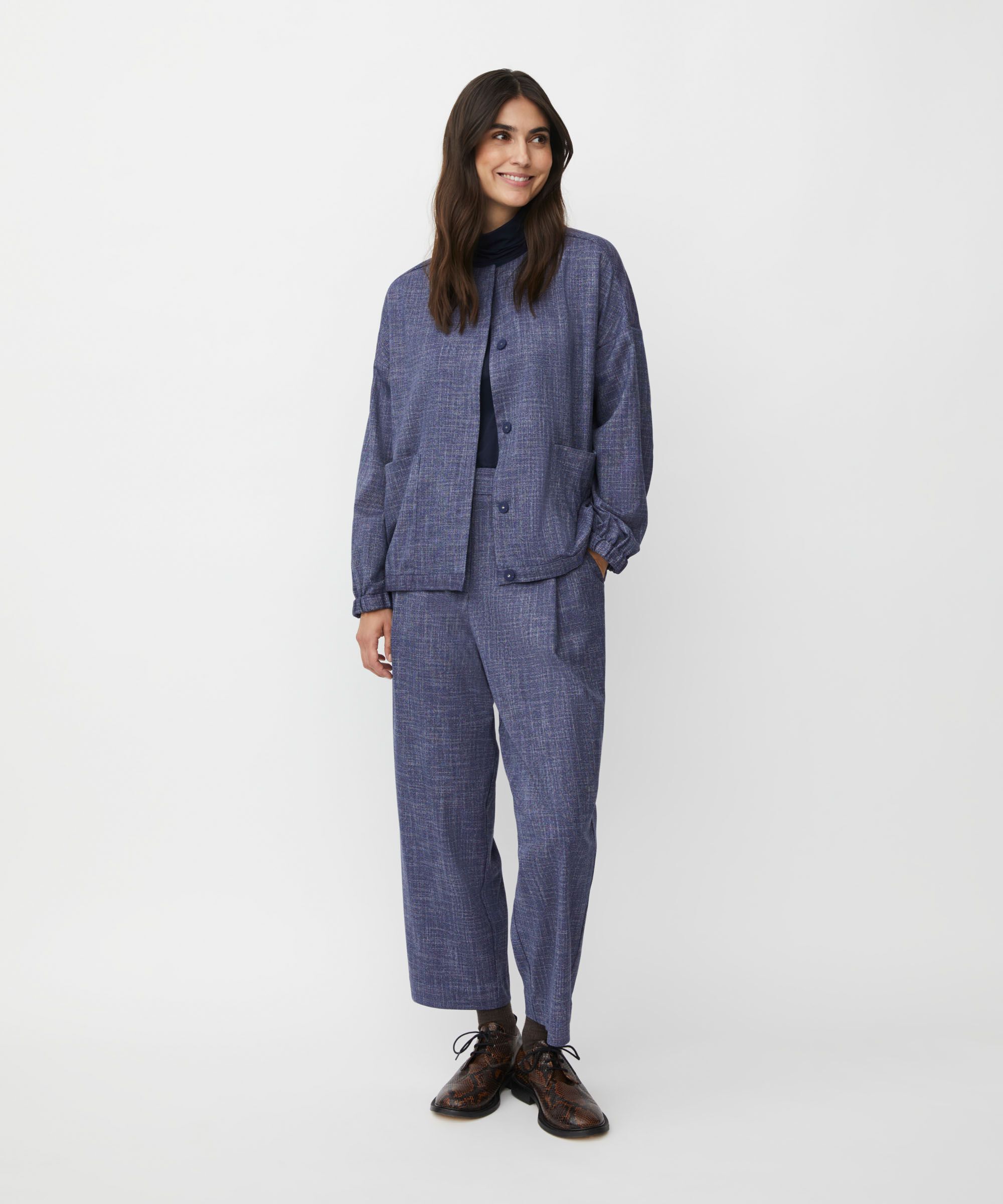 Jettana Jakke, Navy Blazer