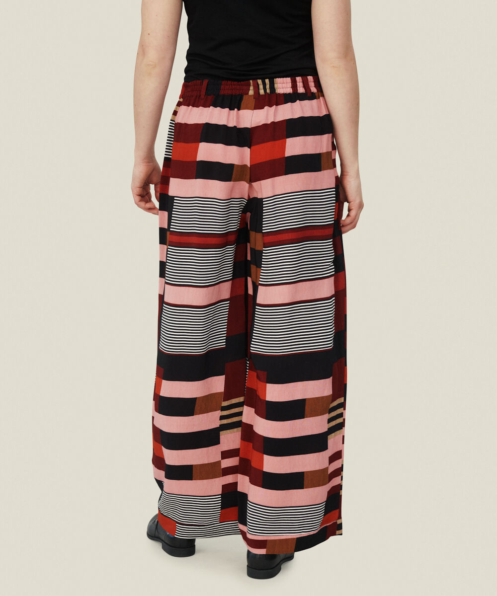 PERINUS BUKSER, Chilli Pepper