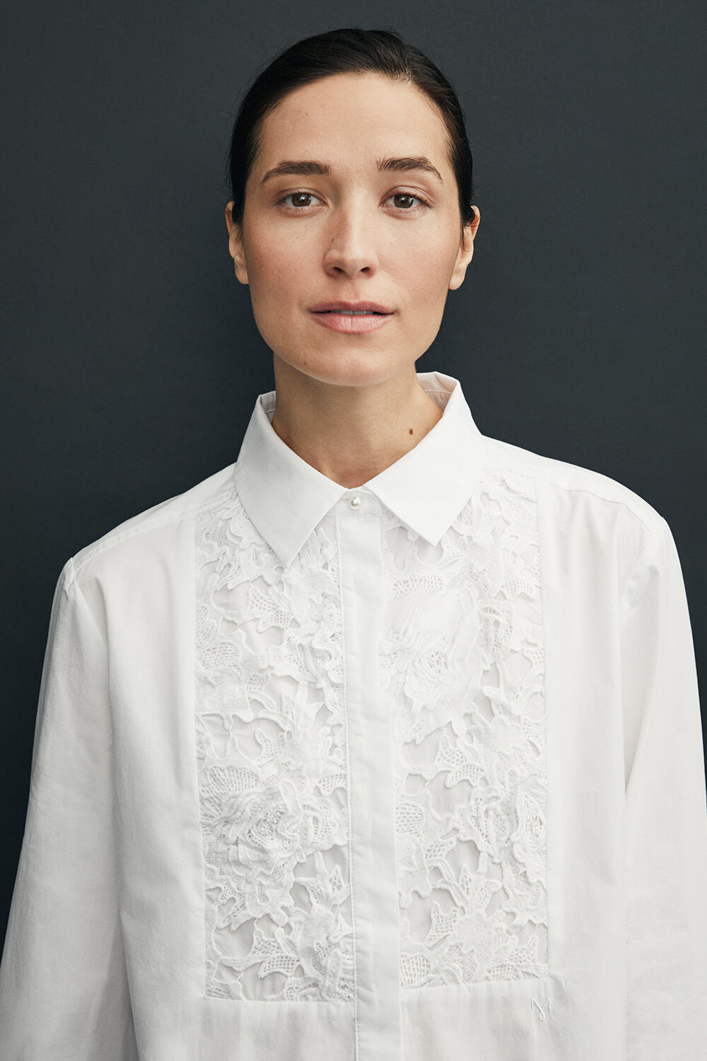 Ilvian skjorte - White, Samira Nederdel - D. Grey mel.